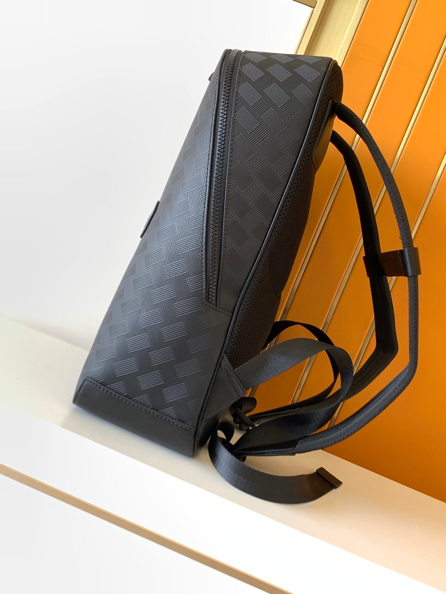กระเป๋าเป้สะพายหลังสีดำสไตล์มิ - Leather Work Rucksack Mens บทวิจารณ์และราคา
