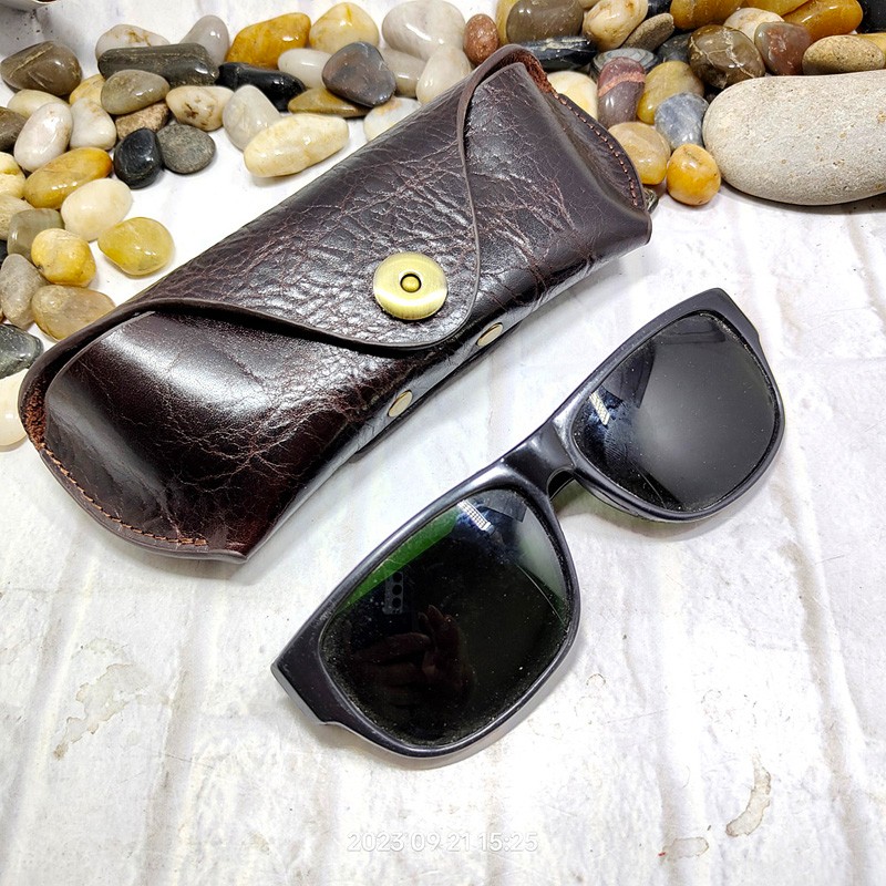 Blongk แว่นตากระเป๋าเอวกระเป๋า - Leatherwork Fasteners บทวิจารณ์และราคา